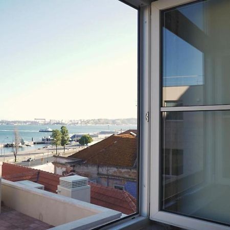 Апартаменты Lisbon Alfama Tagus Экстерьер фото